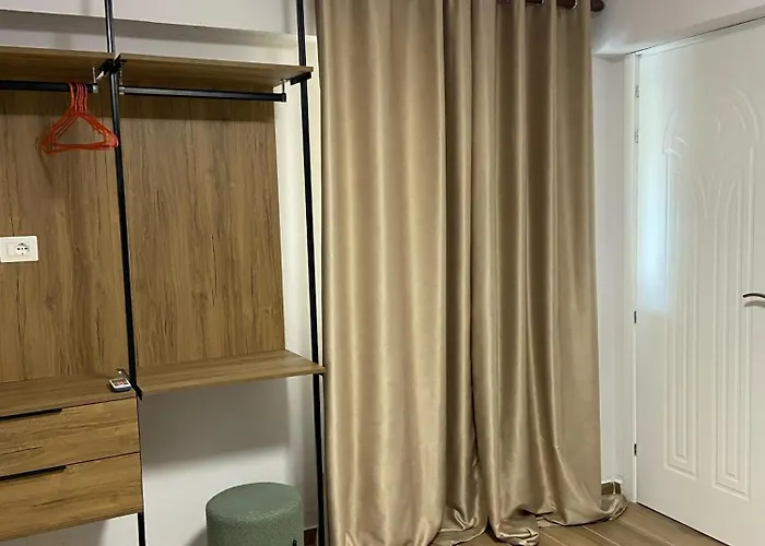 Valet E Pushimit * Vlorë